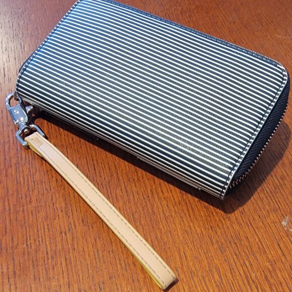 Stella & Dot Wristlet Wallet - Picture 5 of 5